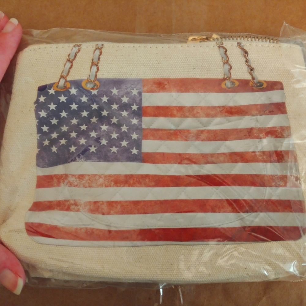 Canvas wristlet